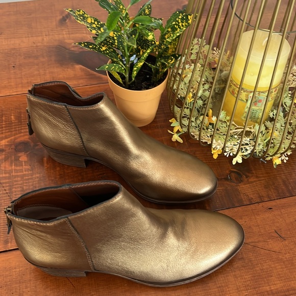 Lucky gold ankle boots - Picture 4 of 6